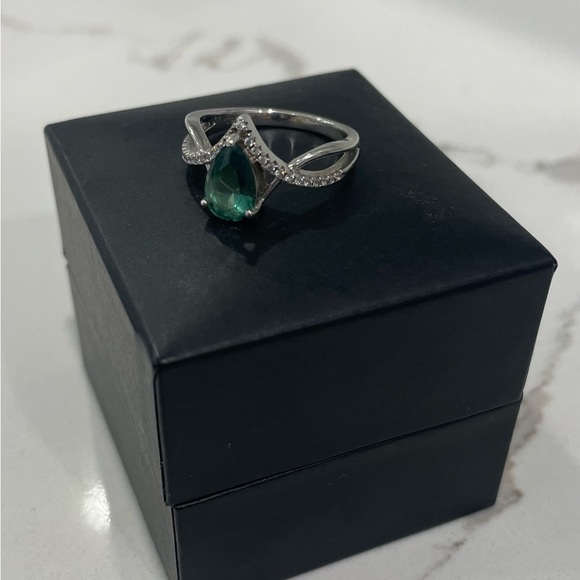 Sterling silver woman’s Ring - Picture 2 of 4